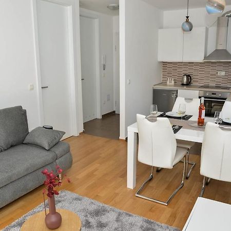 Apartment Leon Sa Privatnim Parkingom Zadar Zewnętrze zdjęcie