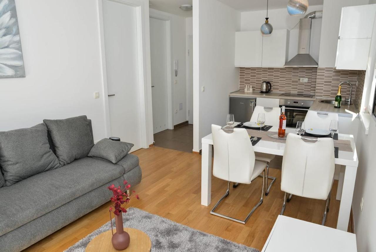 Apartment Leon Sa Privatnim Parkingom Zadar Zewnętrze zdjęcie