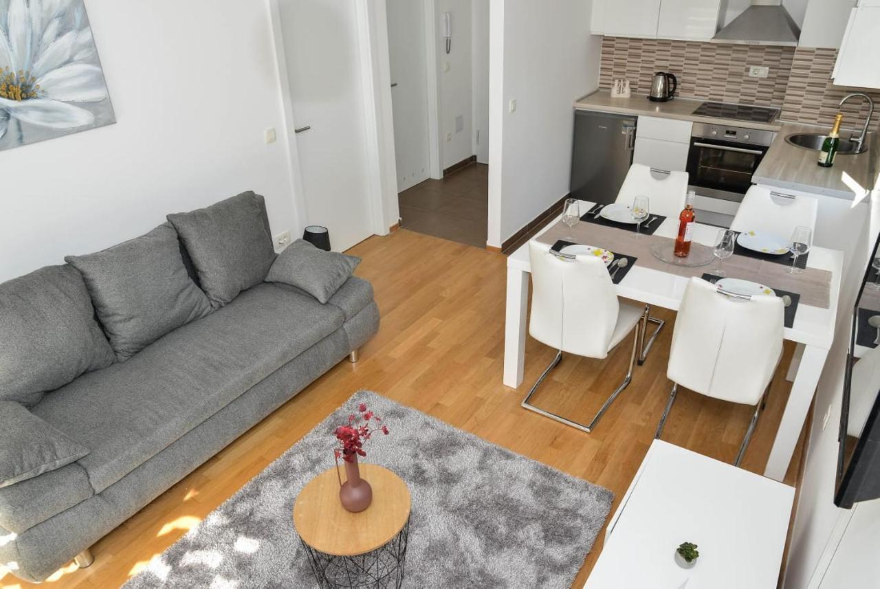 Apartment Leon Sa Privatnim Parkingom Zadar Zewnętrze zdjęcie